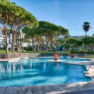 Playas Del Duque, Puerto Banus, Golf .playa Y Compras Marbella