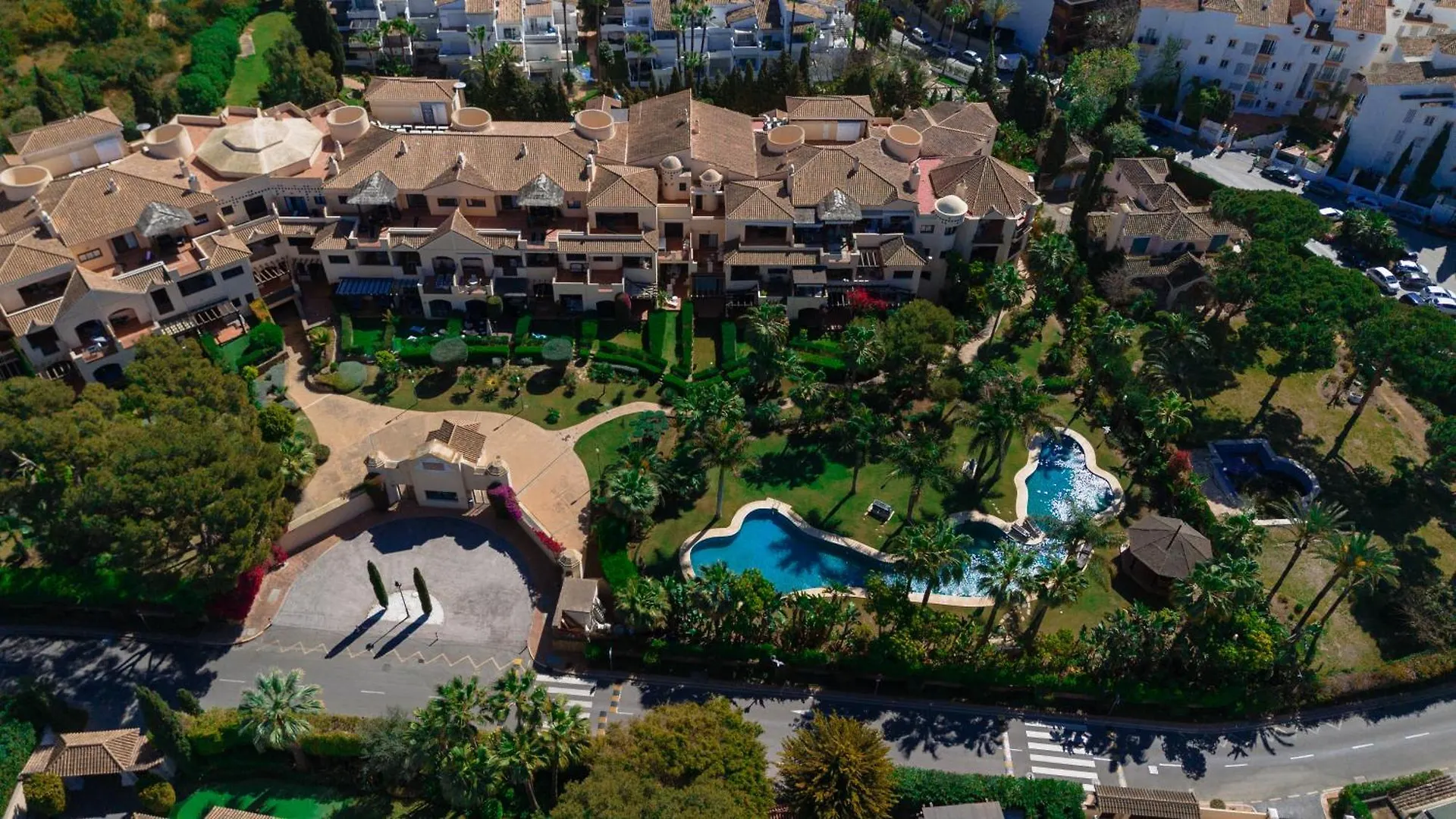 3 Bedroom Apartment, With Private Garden And Terrace, In Puerto Banus Marbella Apartment
