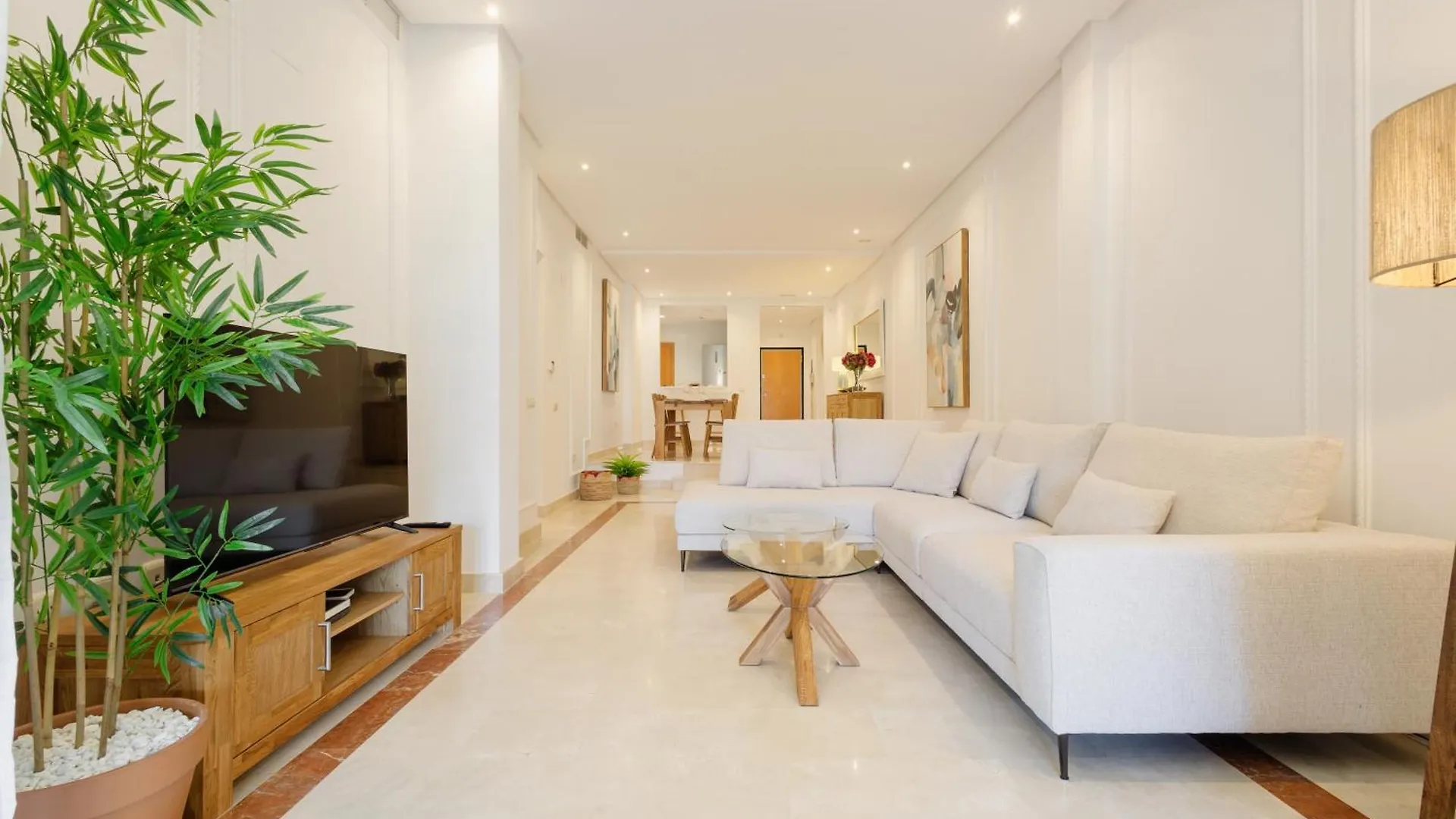 3 Bedroom Apartment, With Private Garden And Terrace, In Puerto Banus Marbella 0*,
